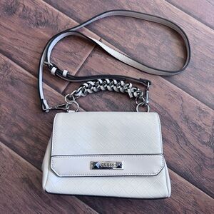GUESS White Quilted Women's crossbody Bag